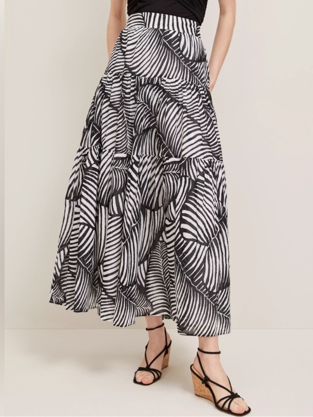 Ann Taylor Full Tiered Skirt NWT
